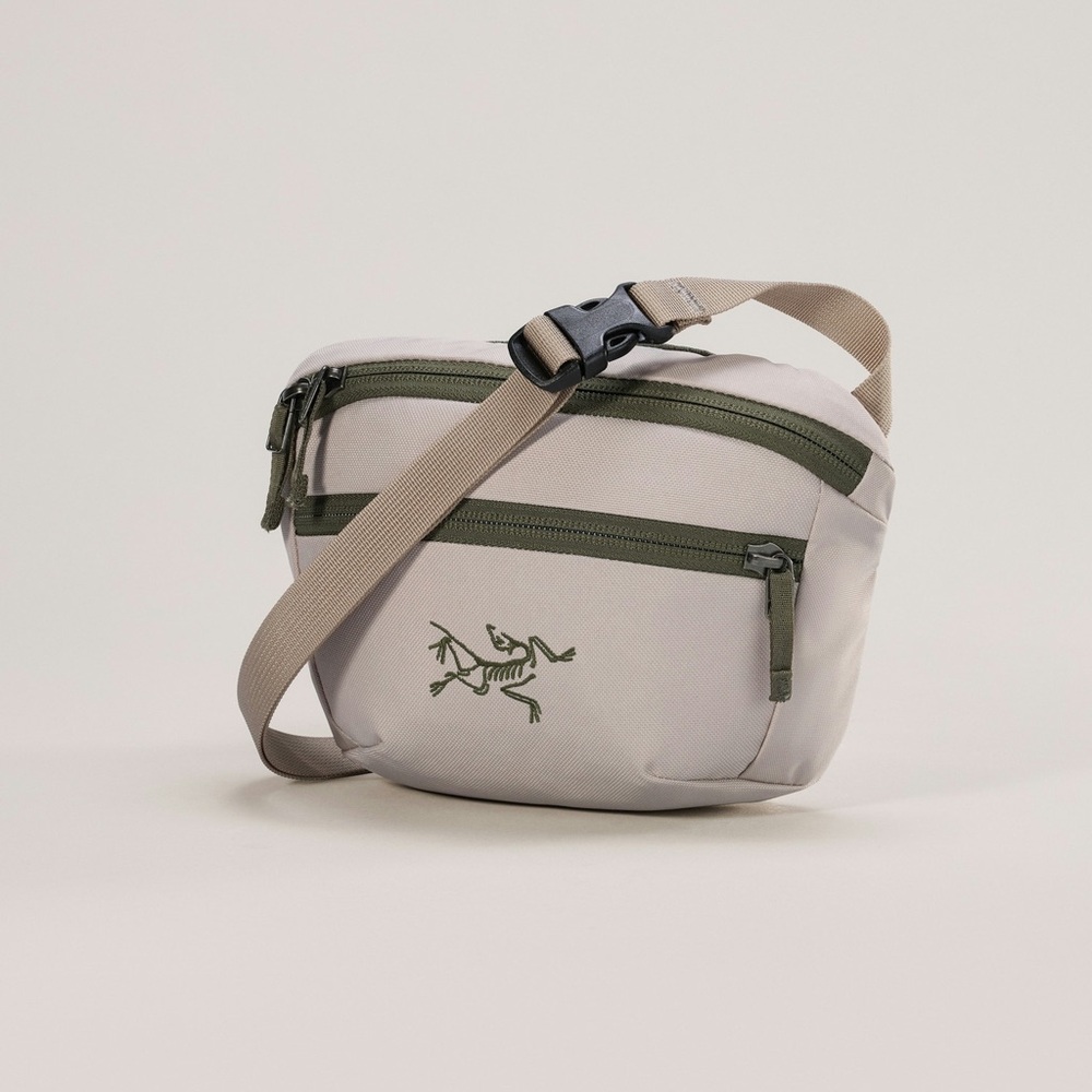 SUPER RARE LIMITED EDITION Arc'teryx Tan and Olive Men's Belt Bag NWT